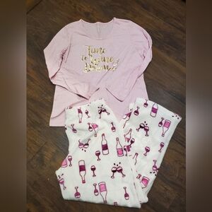 🆕️ NWOT Soft Sensations Pink and Gold Pajama Set with Wine Print